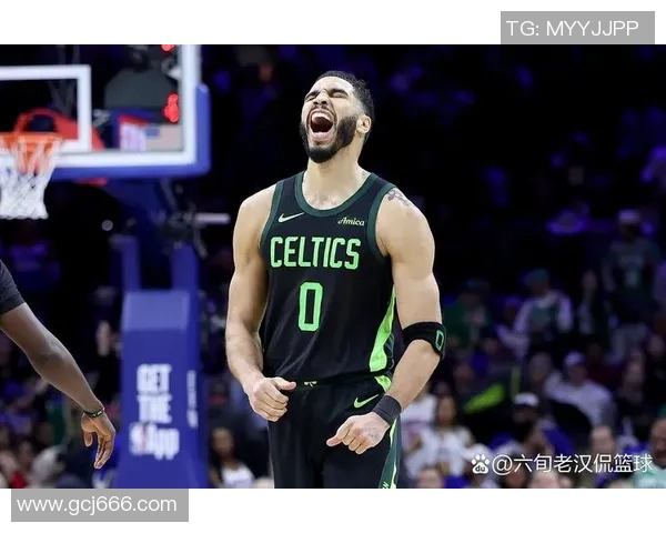 杰森塔图姆如何在NBA赛场上展现领导力与卓越才华